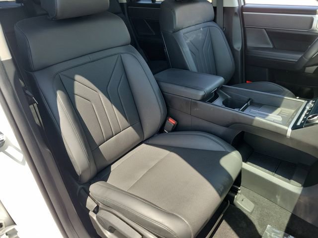 Used 2026 Hyundai Santa Fe SEL FWD image 22