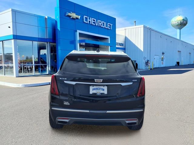 Used 2025 Cadillac XT5 Premium Luxury AWD/4WD image 4