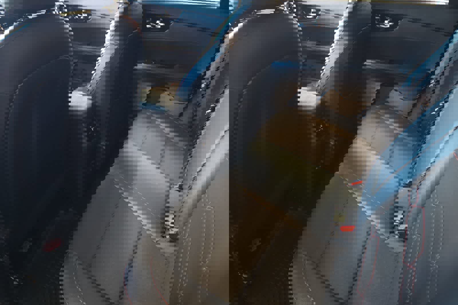 Used 2023 Kia Forte GT image 5