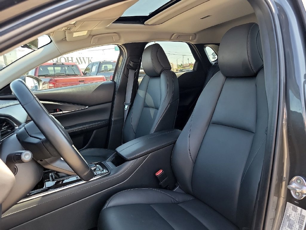 Used 2025 MAZDA CX-30 AWD 2.5 S w/ Preferred Package image 13