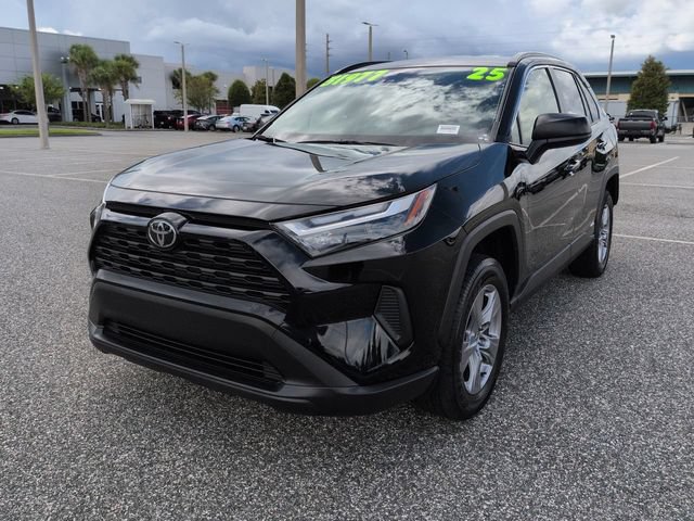 Certified 2025 Toyota RAV4 LE AWD/4WD image 8