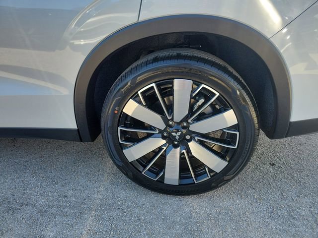 New 2026 Mitsubishi Outlander SE image 7