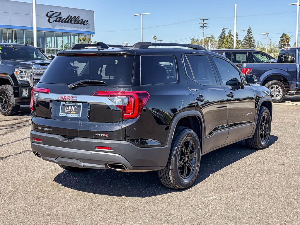 Used 2023 GMC Acadia AT4 AWD/4WD image 4