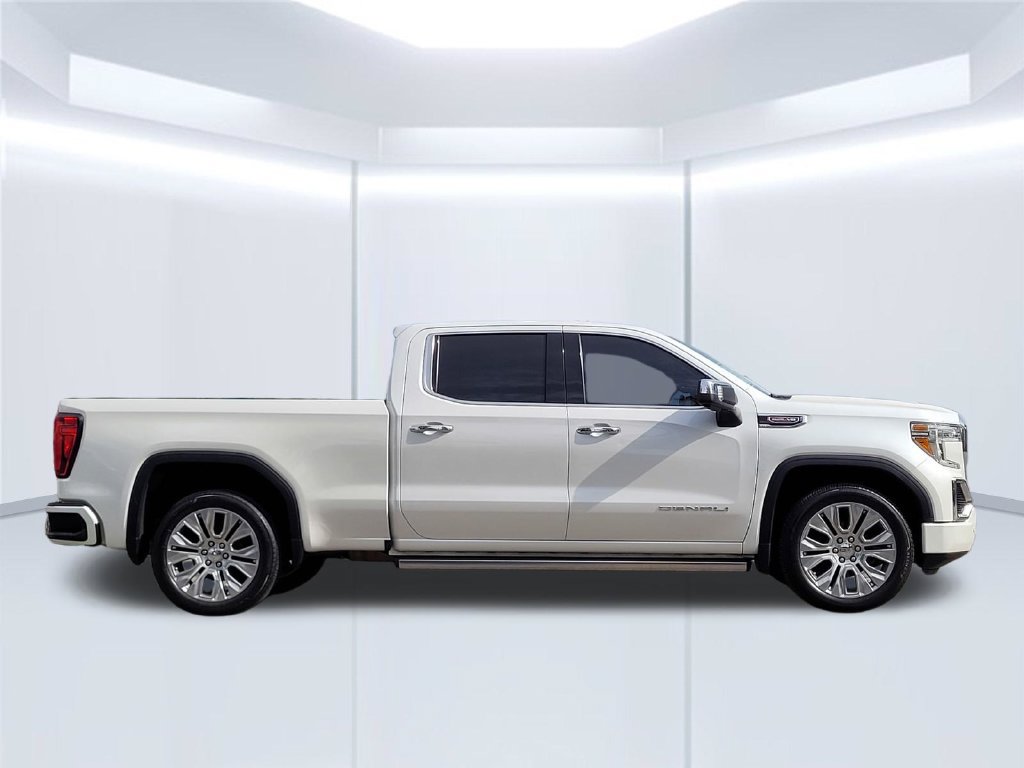 Used 2022 GMC Sierra 1500 Denali w/ Denali Reserve Package AWD/4WD image 3