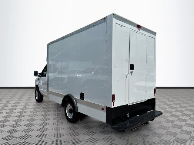 New 2025 Ford E-350 and Econoline 350 Super Duty w/ Power Equipment Group RWD image 4