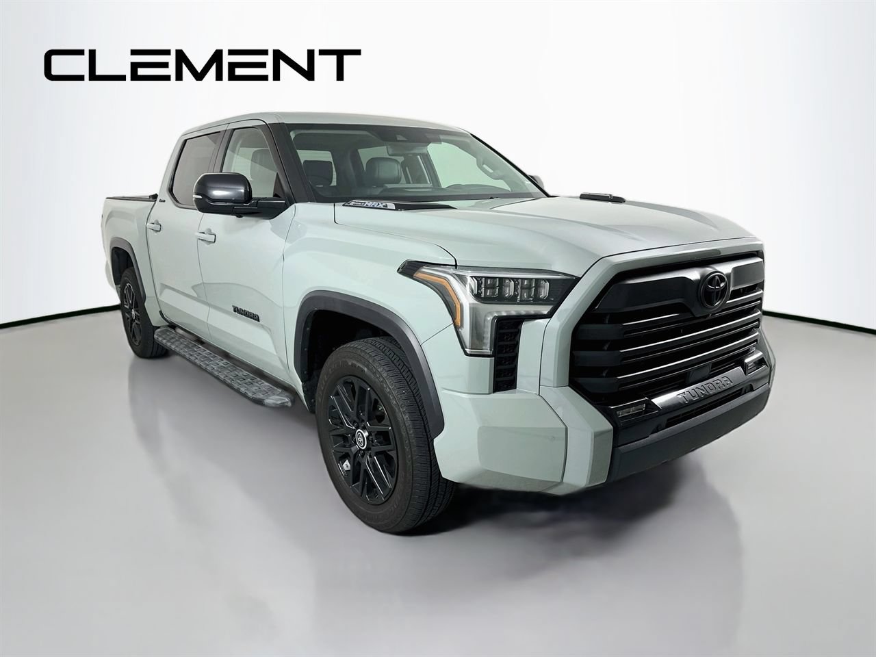 Used 2024 Toyota Tundra Limited AWD/4WD image 5