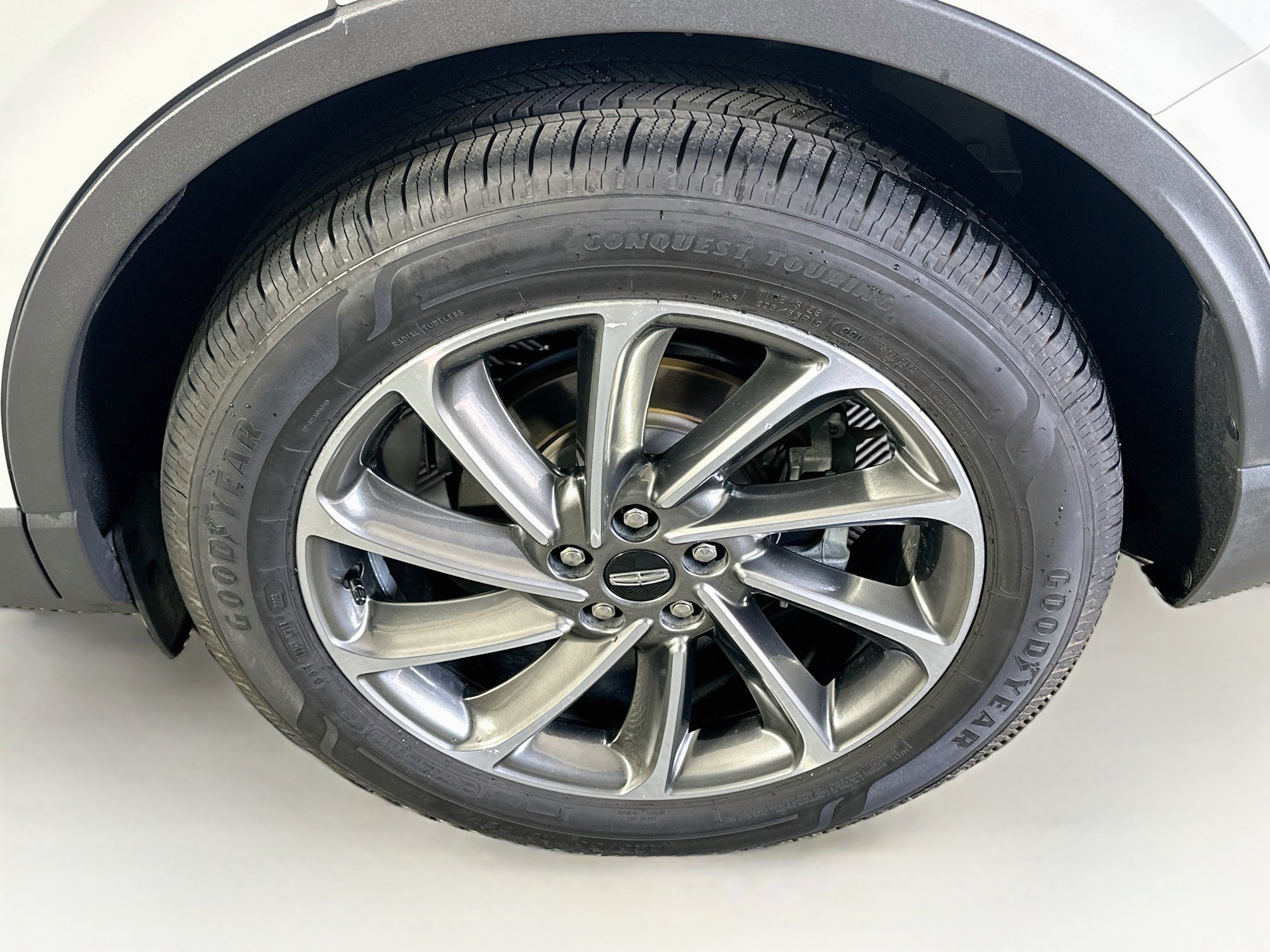 Used 2024 Lincoln Corsair FWD w/ Equipment Group 101A image 11