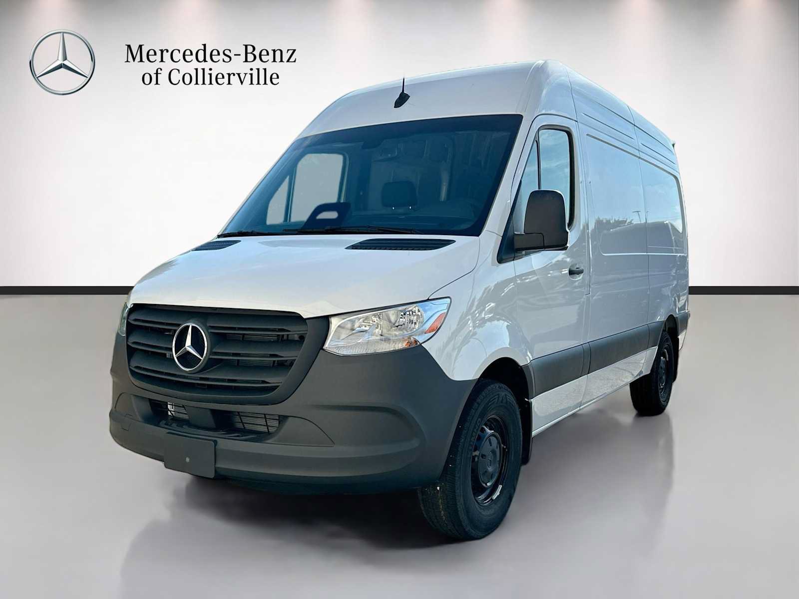 Used 2025 Mercedes-Benz Sprinter 2500 image 1