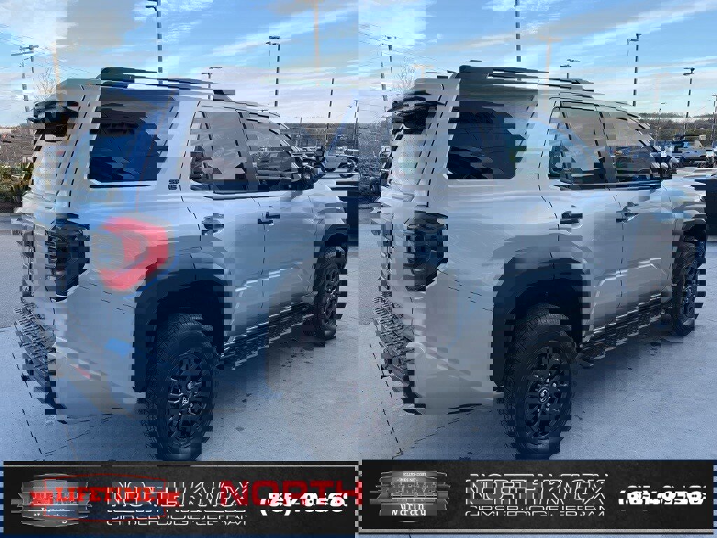 Used 2025 Toyota 4Runner SR5 image 18
