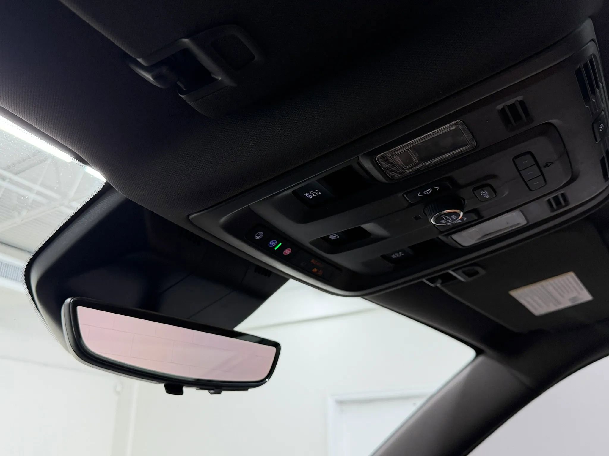 Used 2021 Cadillac Escalade ESV Sport AWD/4WD image 25