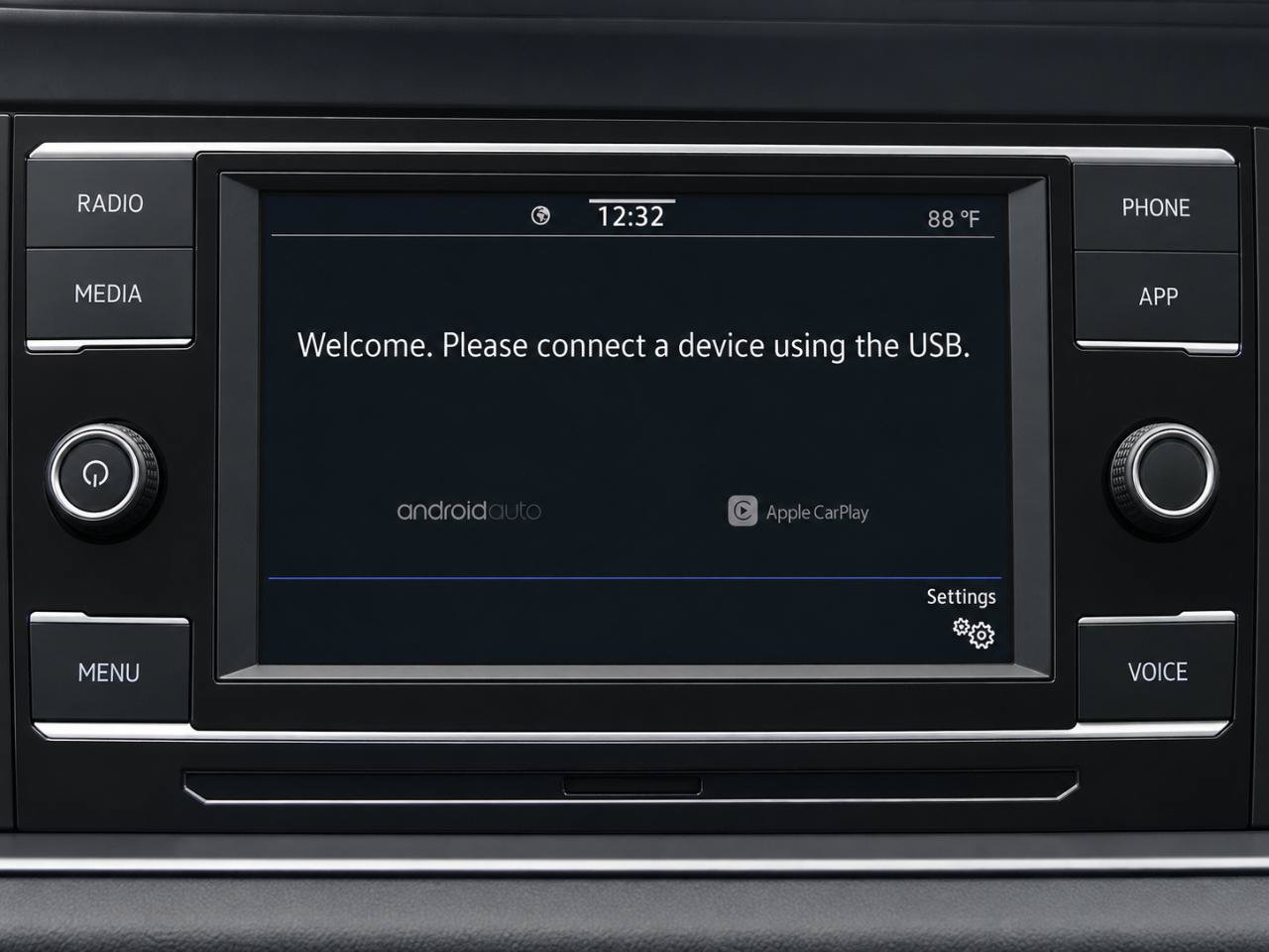 Used 2024 Volkswagen Jetta SE w/ Panoramic Sunroof Package FWD image 9