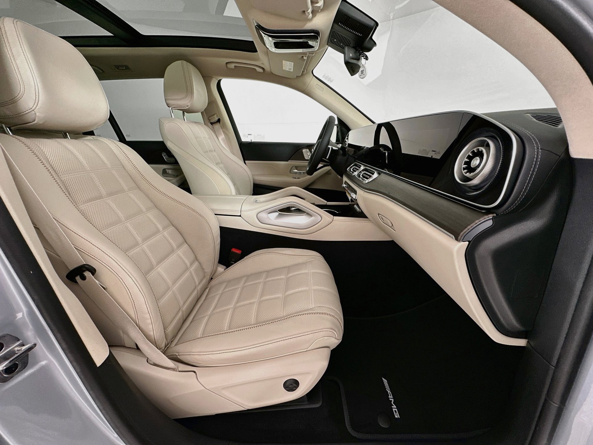 New 2027 Mercedes-Benz GLS 450 4MATIC image 32