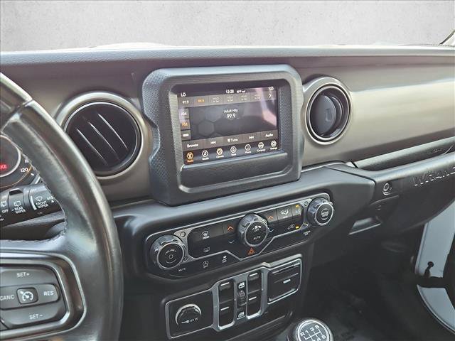 Used 2018 Jeep Wrangler Unlimited Sport S AWD/4WD image 14
