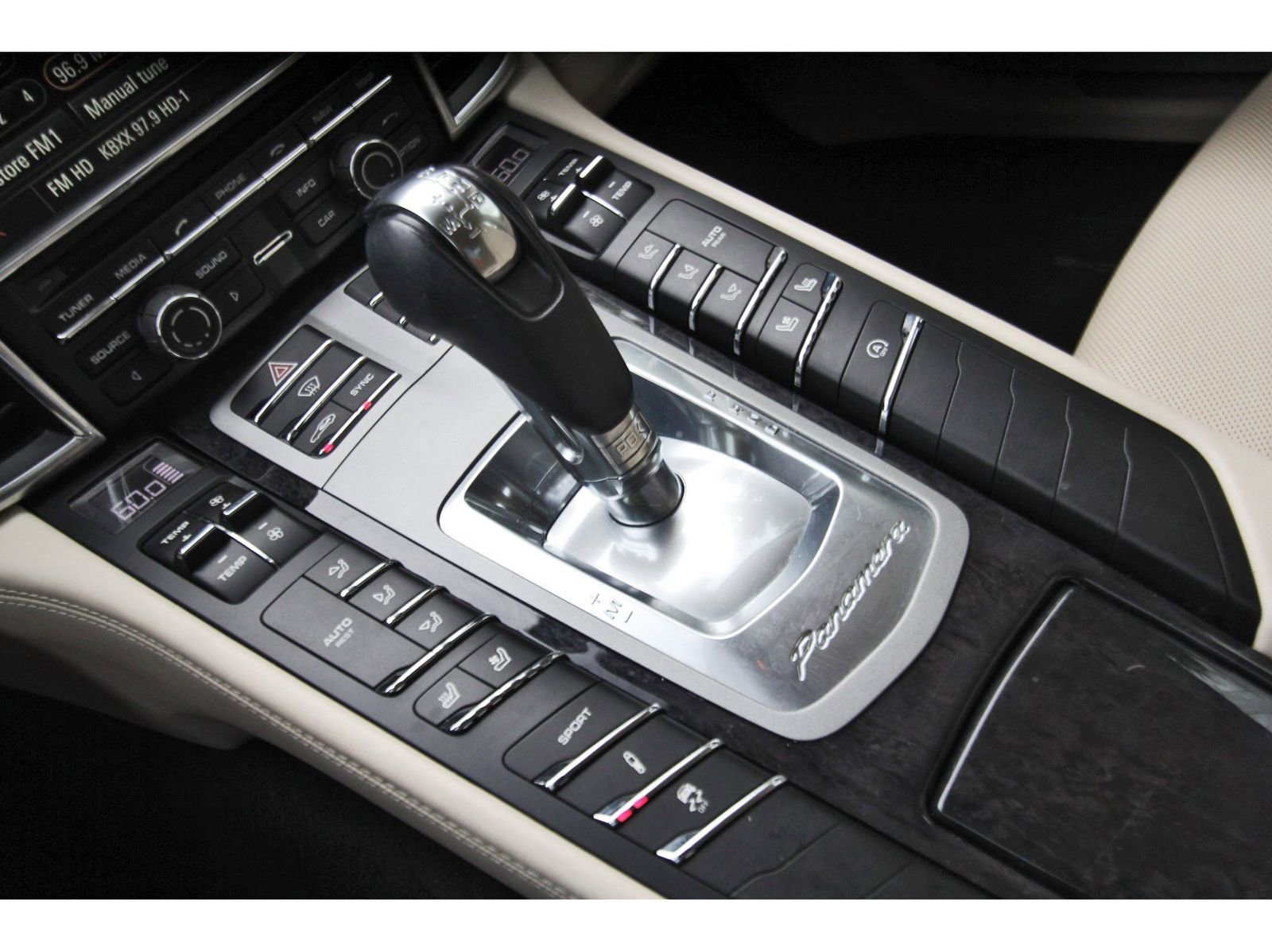 Used 2016 Porsche Panamera 4 Edition AWD/4WD image 27