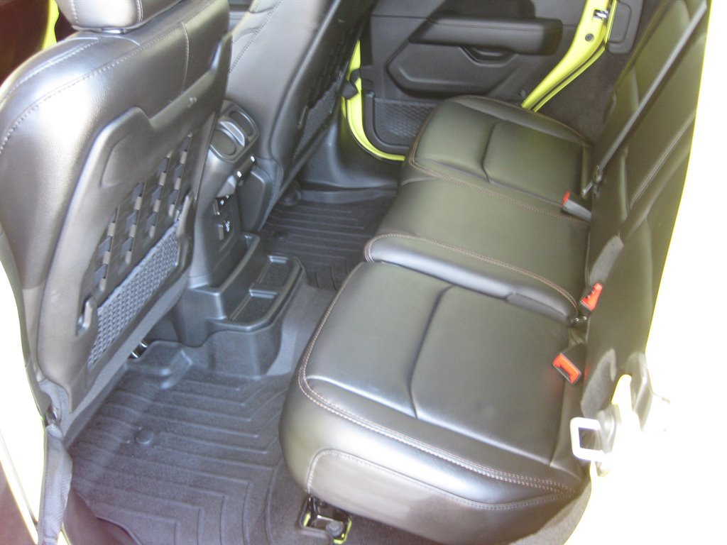 Used 2023 Jeep Wrangler Unlimited Rubicon 392 w/ Trailer Tow Package AWD/4WD image 28