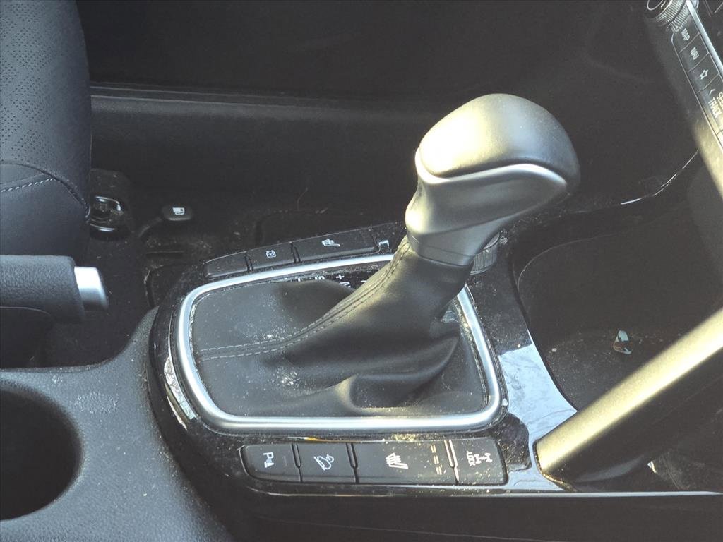 Used 2025 Kia Seltos EX image 9