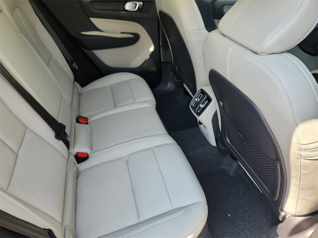 New 2026 Volvo XC40 B5 Plus w/ Protection Package Premier image 22