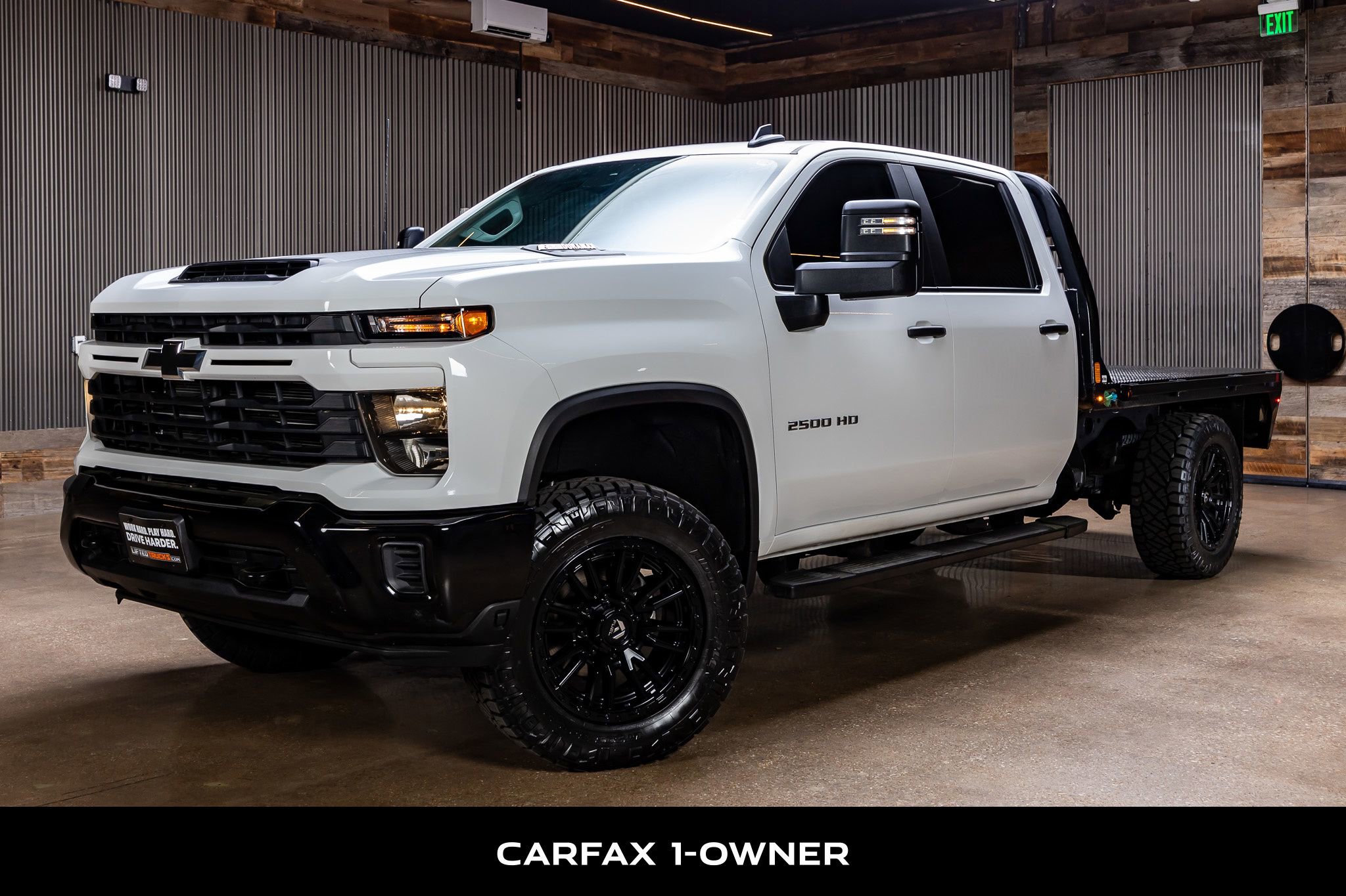 Used 2024 Chevrolet Silverado 2500 Custom w/ Custom Value Package AWD/4WD image 5