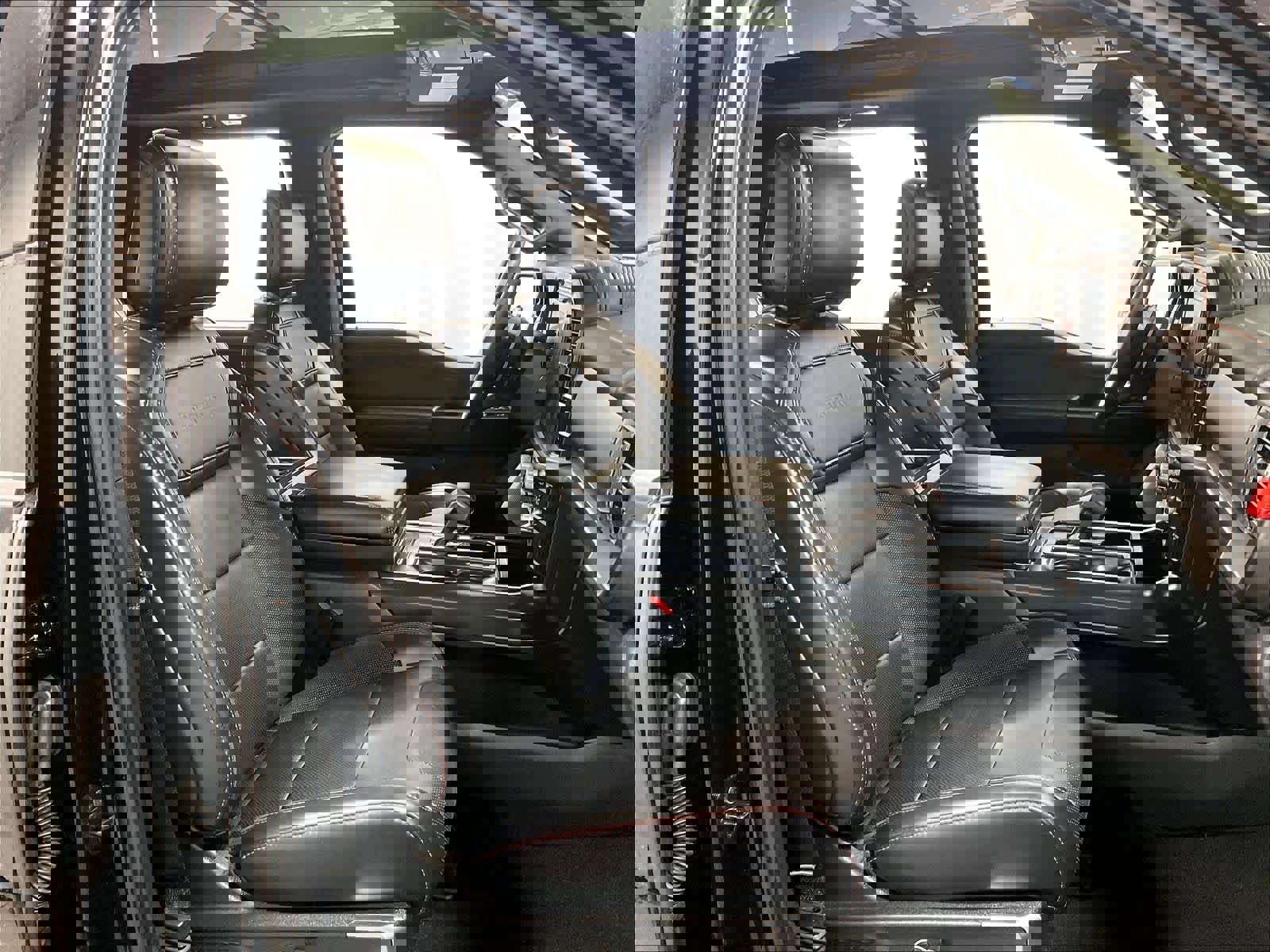 Used 2024 Ford F150 Raptor image 11