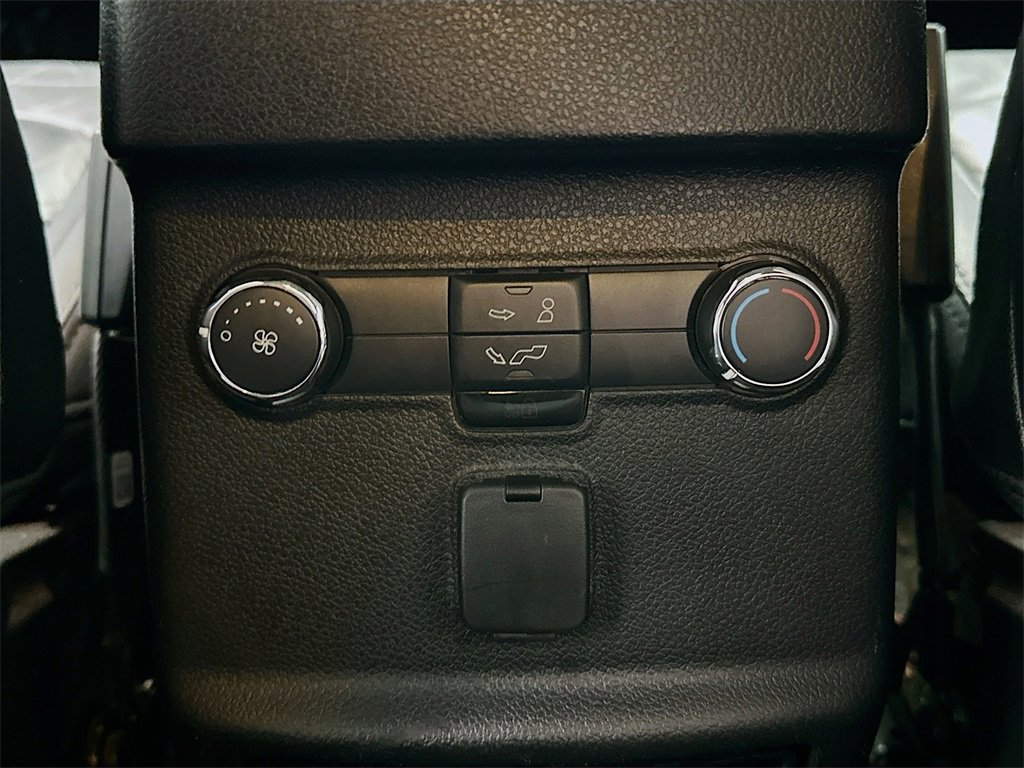 Used 2017 Ford Explorer XLT w/ Equipment Group 202A image 27