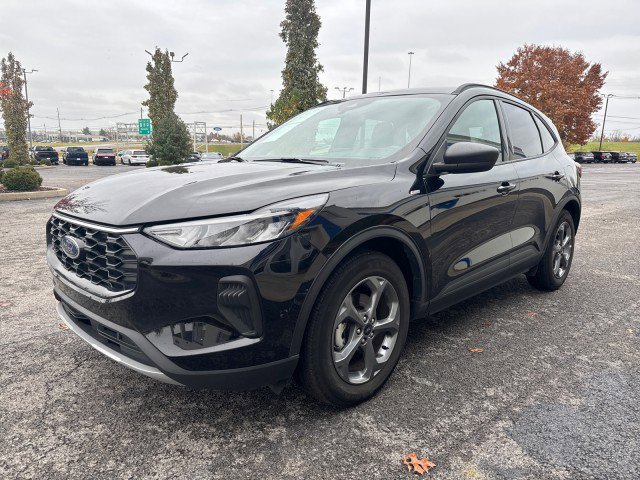Used 2025 Ford Escape ST-Line image 16