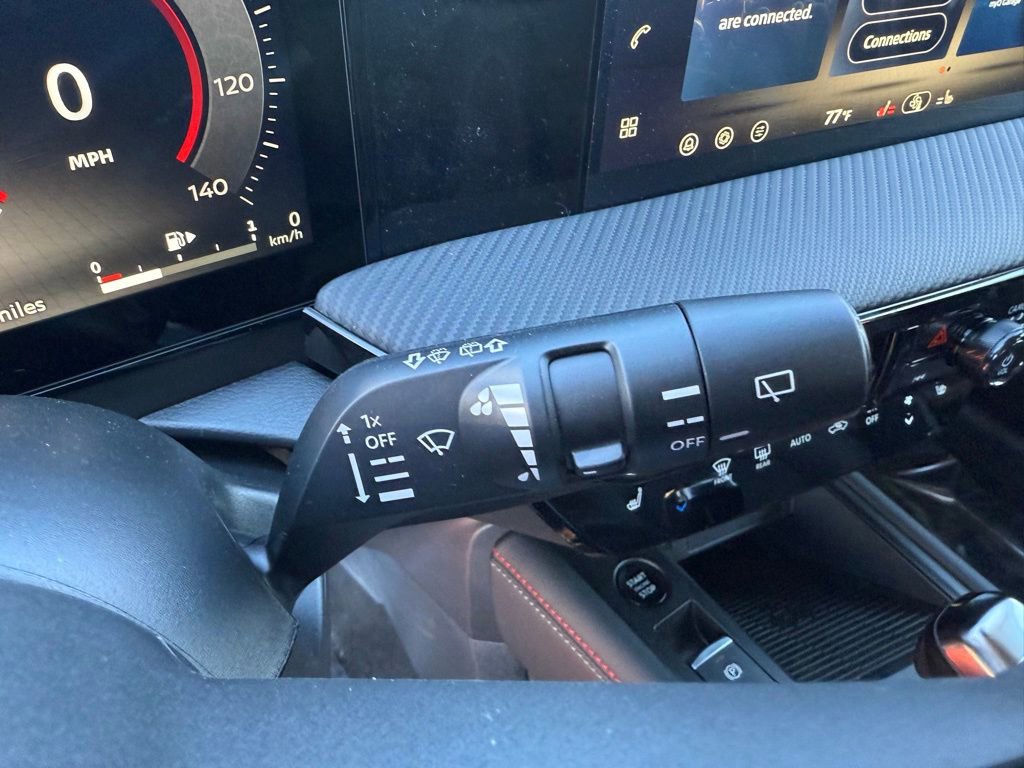 New 2026 Nissan Kicks SR w/ Cold Weather Package AWD/4WD image 31