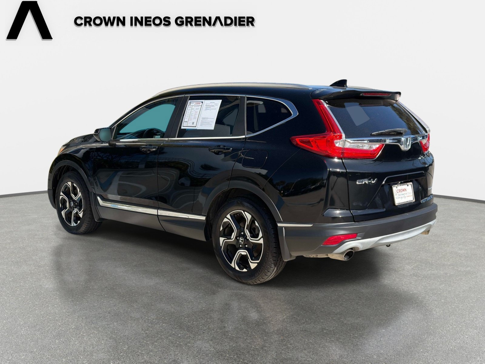 Used 2018 Honda CR-V Touring image 7