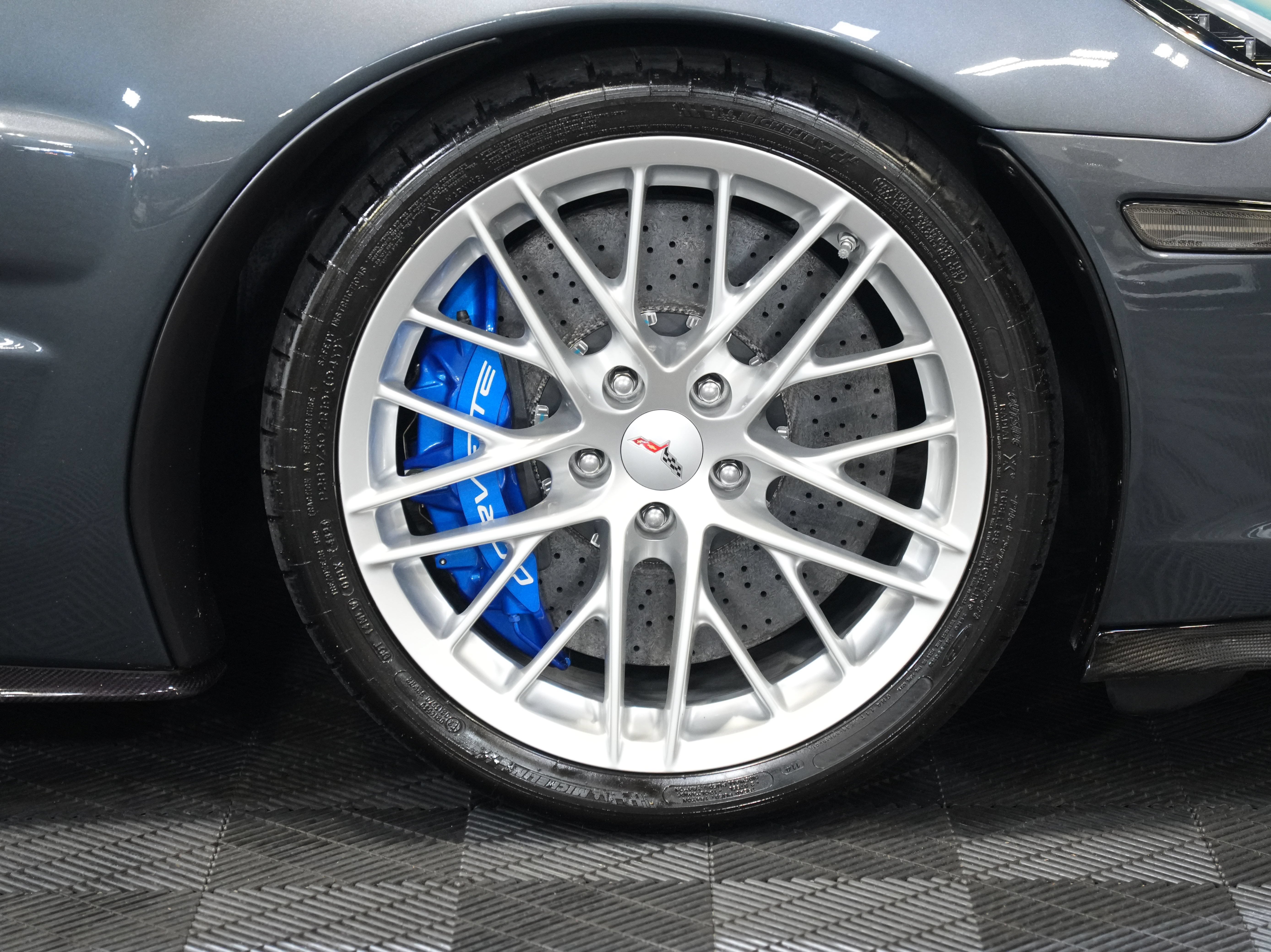 Used 2009 Chevrolet Corvette ZR1 w/ Preferred Equipment Group RWD image 51