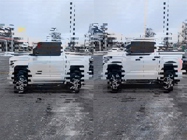 Used 2023 Toyota Tundra SR5 image 4