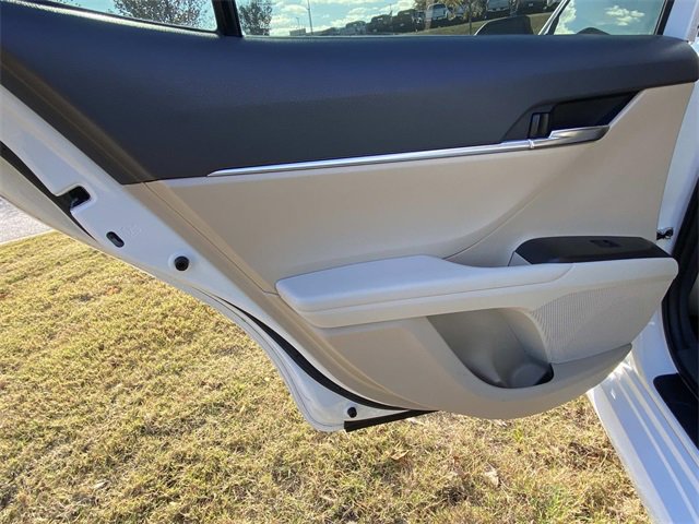 Used 2023 Toyota Camry LE image 13