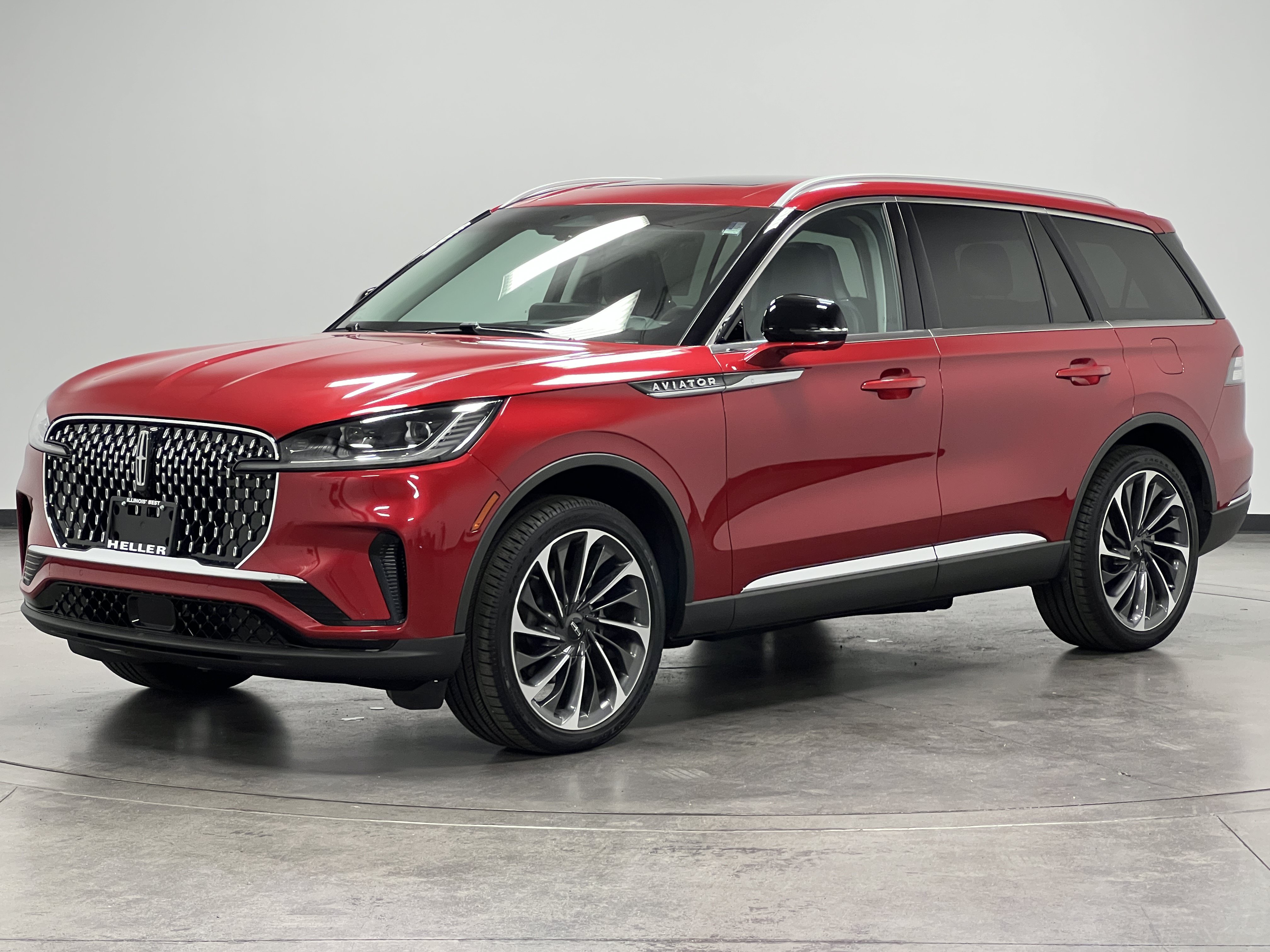 New 2025 Lincoln Aviator Reserve w/ Equipment Group 201A AWD/4WD image 4