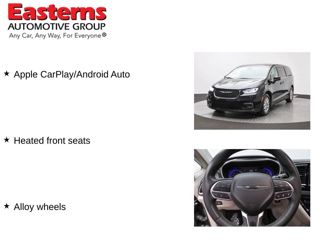 Used 2023 Chrysler Pacifica Touring-L FWD image 12