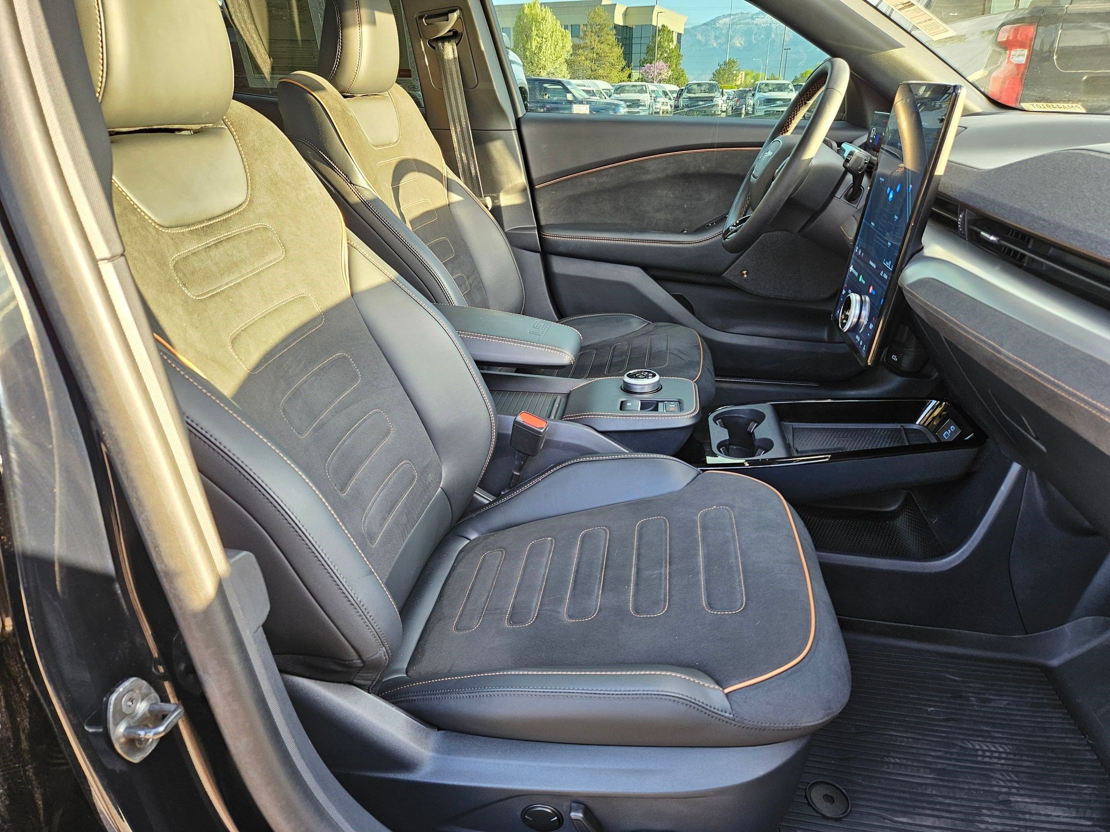 Used 2023 Ford Mustang Mach-E GT image 32