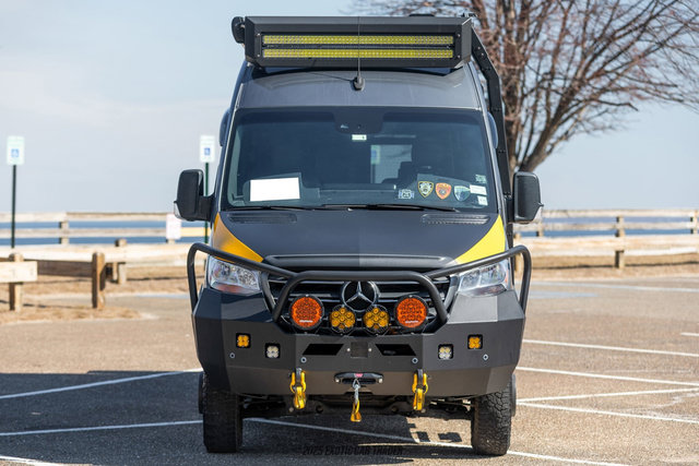 Used 2022 Mercedes-Benz Sprinter 3500 image 13