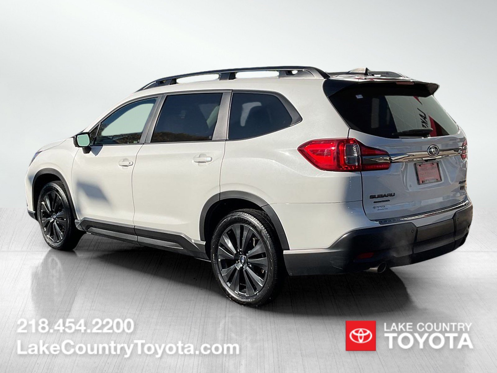 Used 2022 Subaru Ascent Onyx Edition AWD/4WD image 3