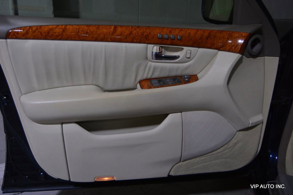 Used 2002 Lexus LS 430 image 7