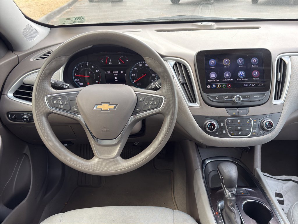 Used 2024 Chevrolet Malibu LT image 15