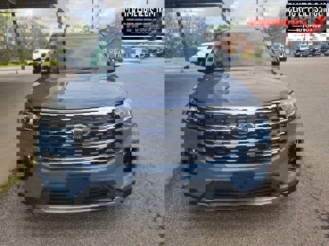 Used 2026 Ford Explorer Active w/ Active Comfort Package image 7