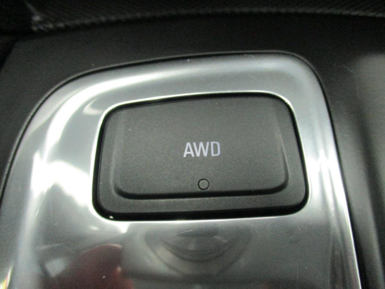 Used 2020 Chevrolet Equinox LT image 23