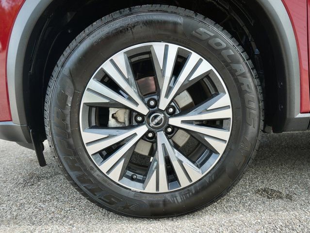 Used 2023 Nissan Rogue SV image 31