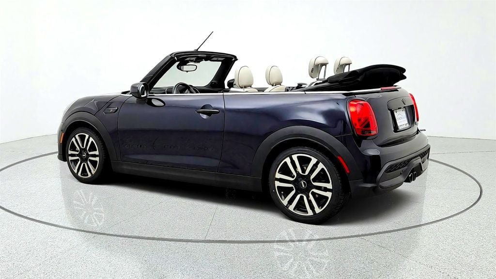 Used 2024 MINI Cooper S FWD image 7