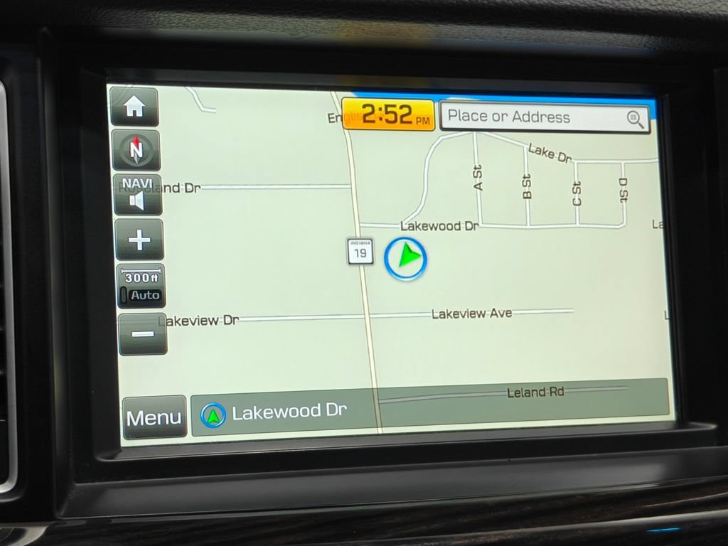 Used 2017 Genesis G80 3.8 RWD image 6