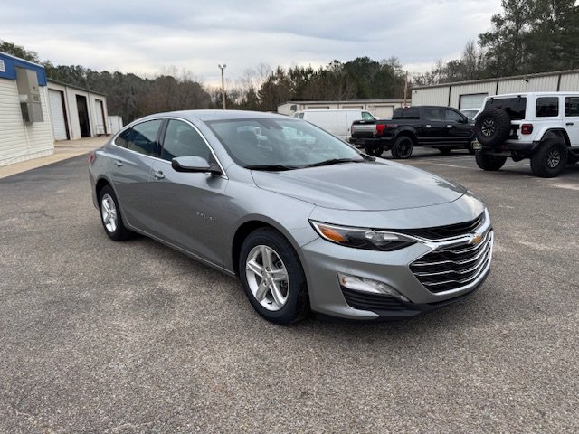 Used 2024 Chevrolet Malibu LT image 4