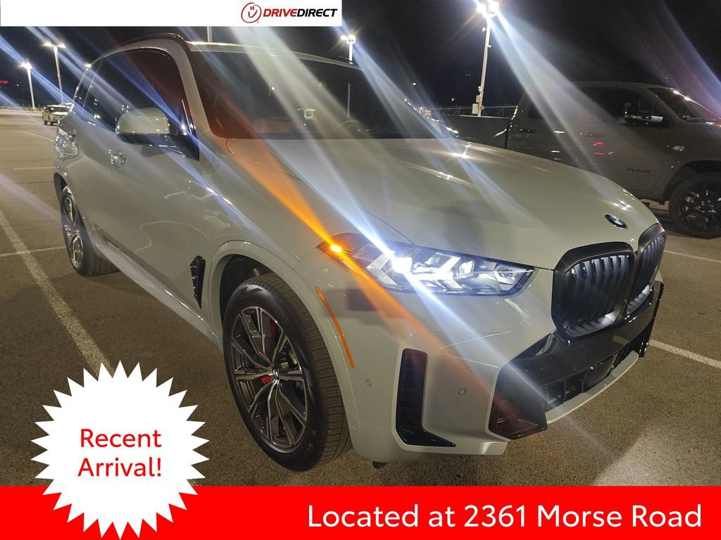 Used 2025 BMW X5 xDrive40i w/ M Sport Package image 1