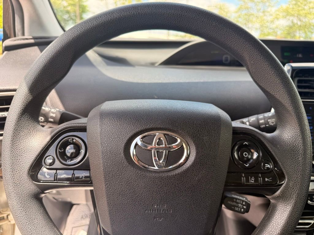 Used 2019 Toyota Prius LE FWD image 22