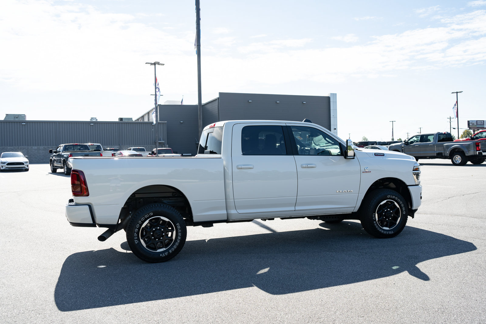 Used 2026 RAM 2500 Laramie AWD/4WD image 10