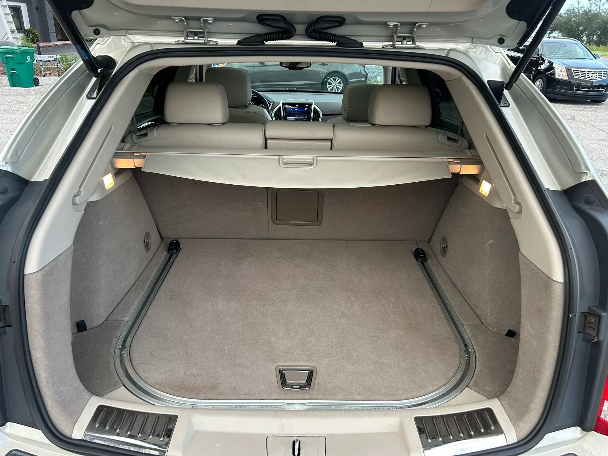 Used 2014 Cadillac SRX Premium FWD image 9