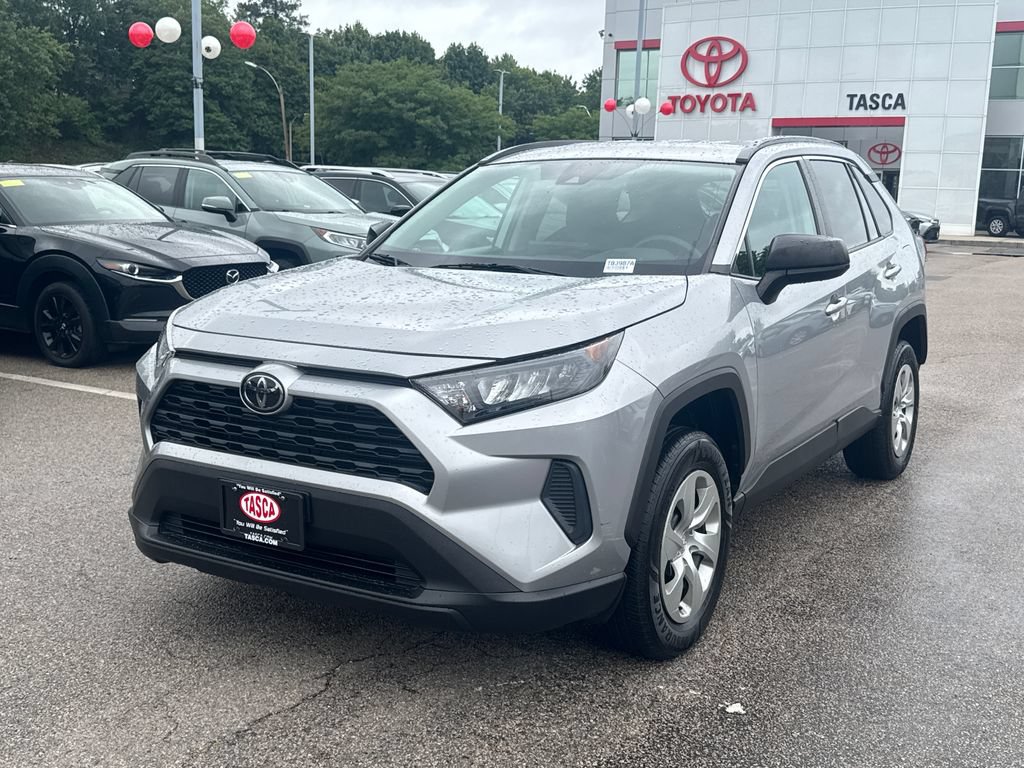 Used 2019 Toyota RAV4 LE w/ All Weather Liner Package AWD/4WD image 3