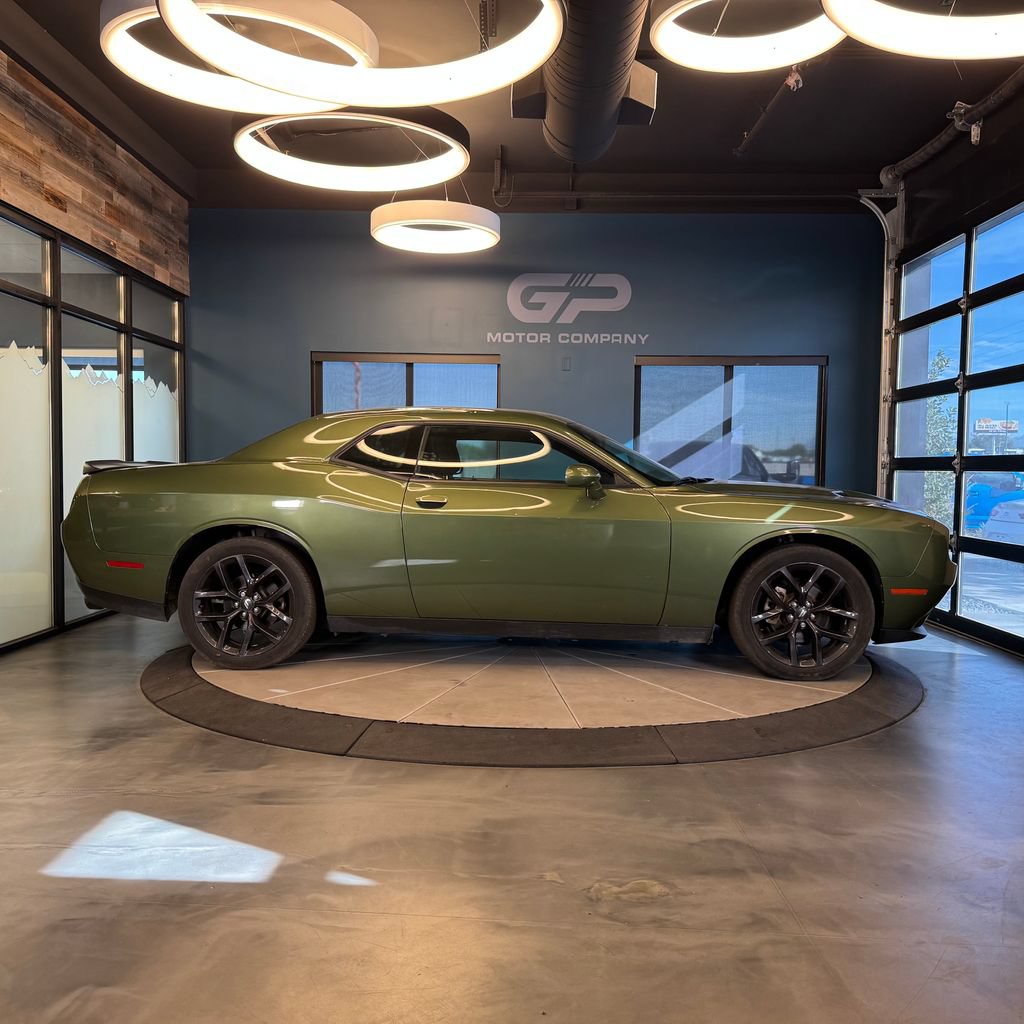 Used 2021 Dodge Challenger SXT w/ Blacktop Package RWD image 2
