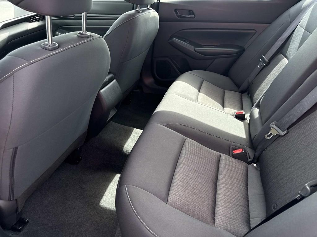 Certified 2025 Nissan Altima 2.5 S image 13